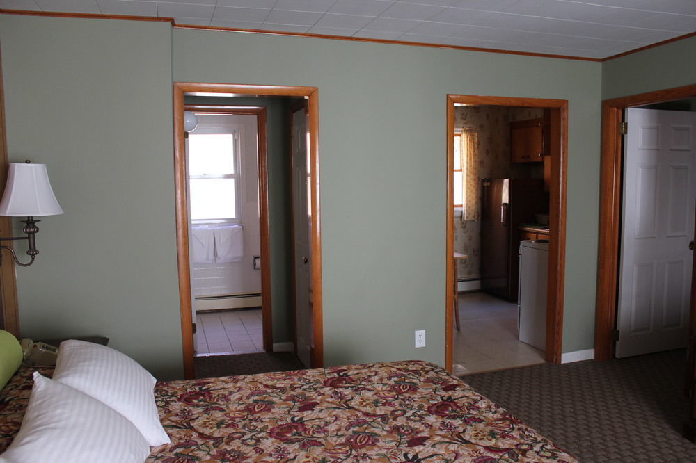 Heidi'S Inn Brewster Exterior foto